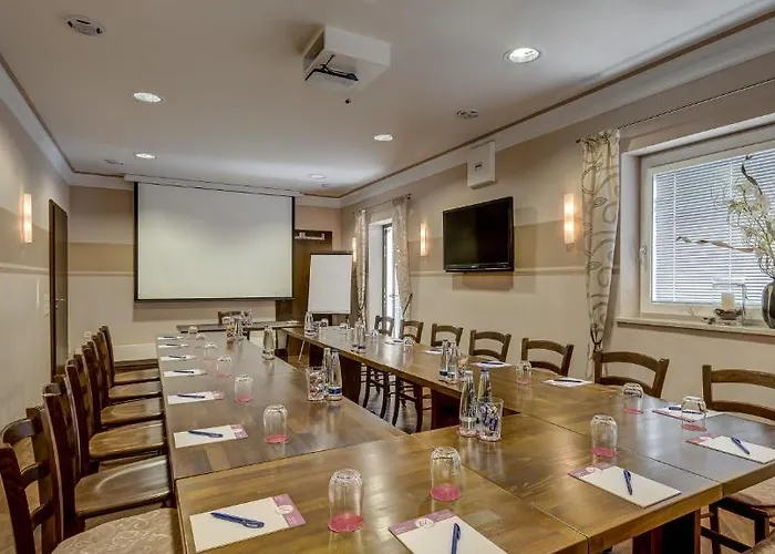 מלון Restaurant Weihenstephaner Stuben 3*