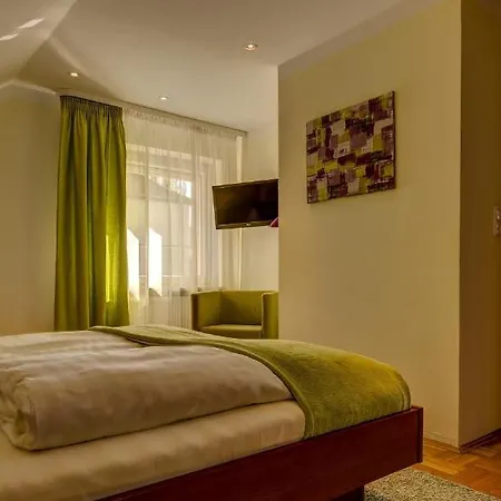 Restaurant Weihenstephaner Stuben Hotel 3*